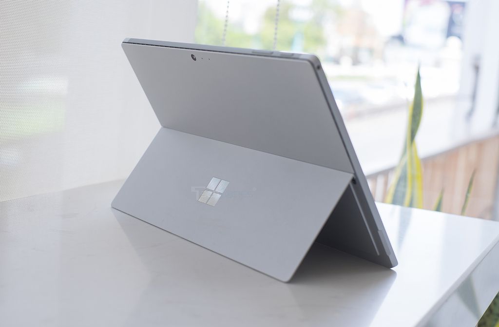 Surface Pro 7 màu xám