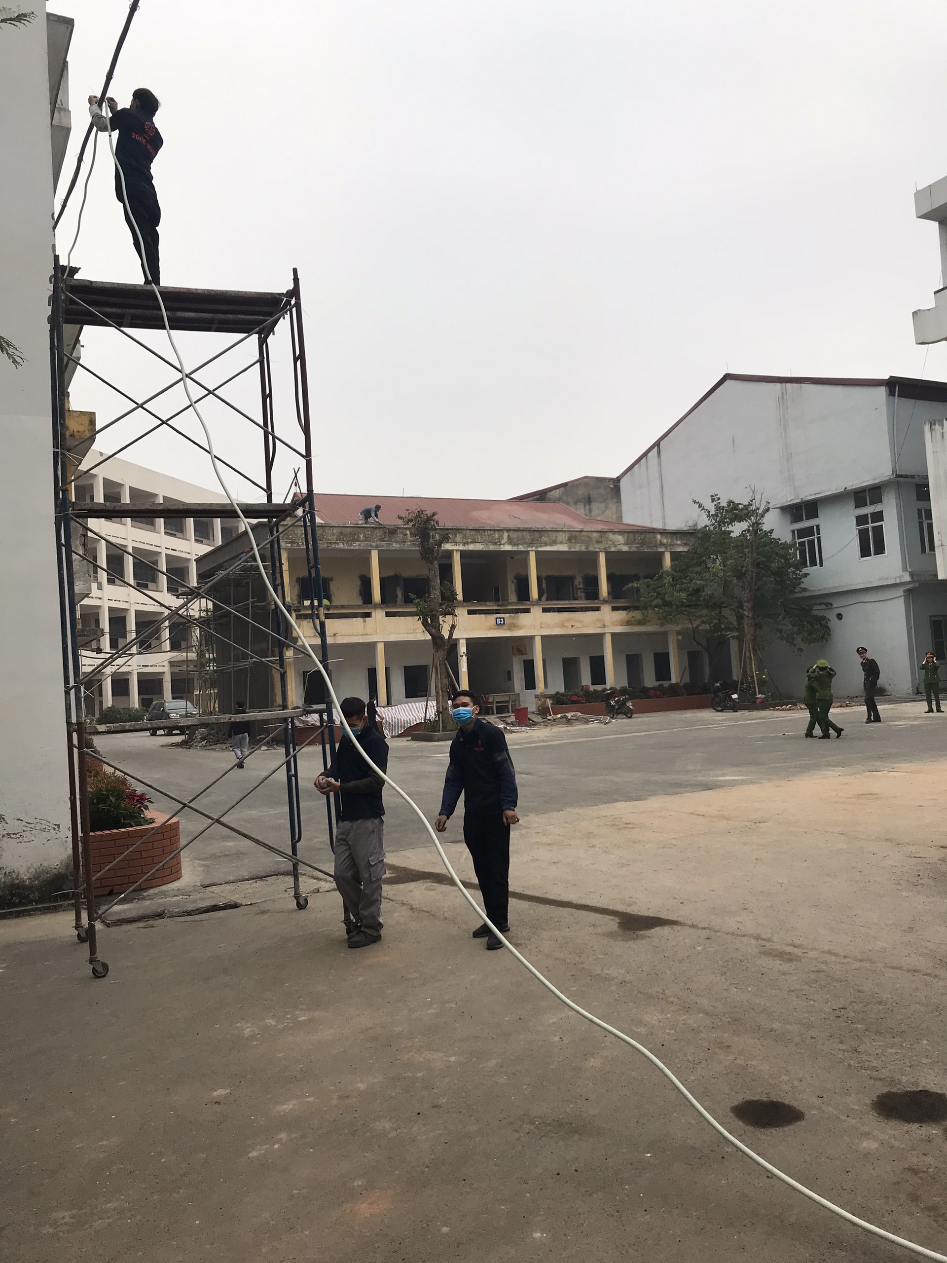 Thi công lắp đặt hệ thống cáp quang Khu B Trường đại học Phòng cháy chữa cháy Hà Nội